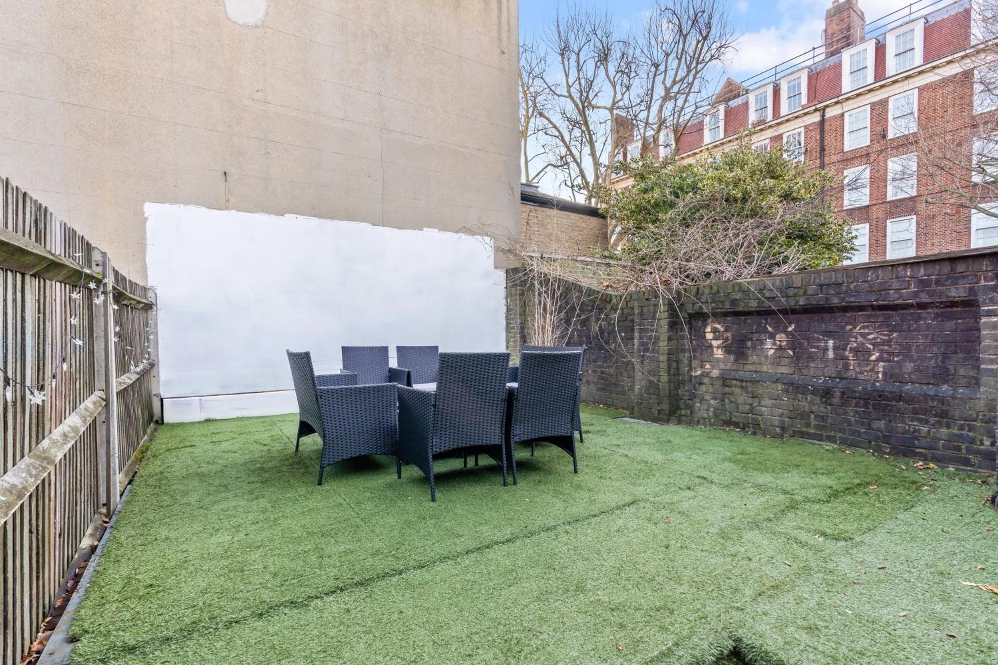 Impeccable 4-Bed House In Brixton London 빌라 외부 사진