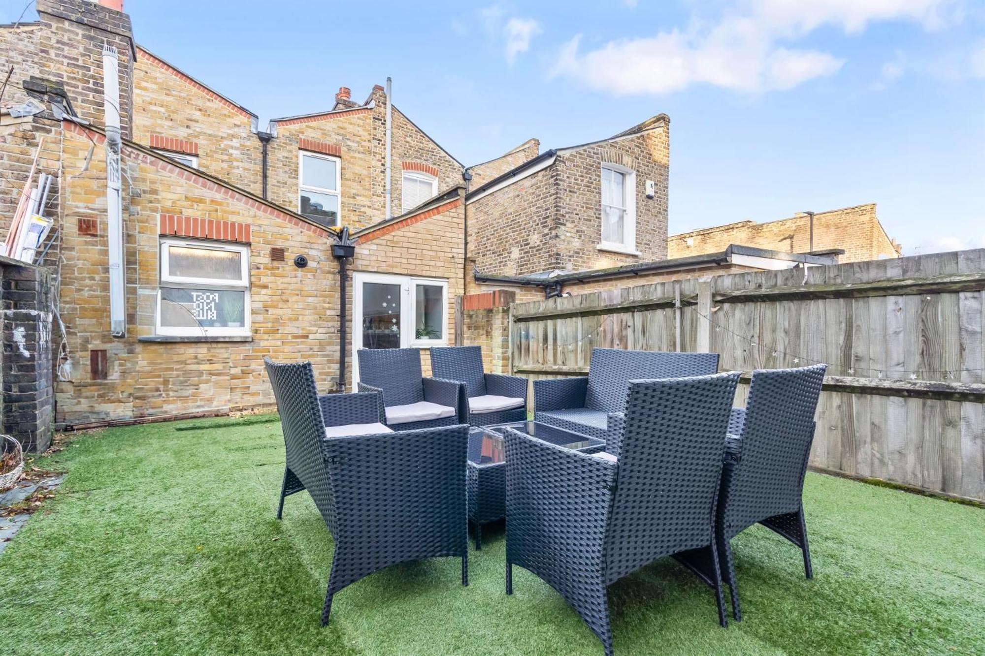 Impeccable 4-Bed House In Brixton London 빌라 외부 사진